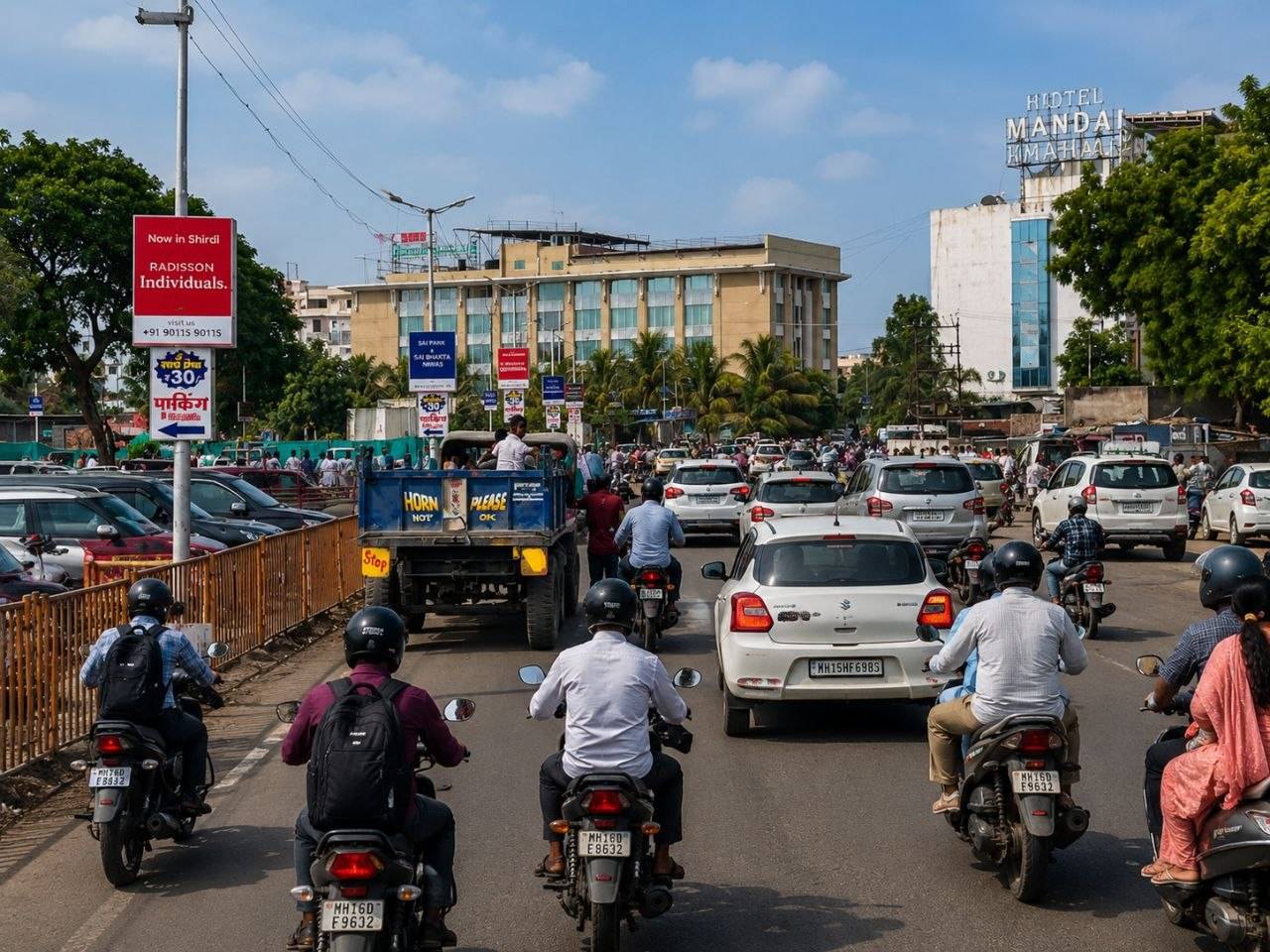 12) Nager - Manmad Road shirdi municipal council 10 Pole